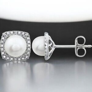 Freshwater Cultured Pearl Halo Earrings in 925 Sterling Silver